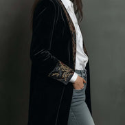 Erminia | Blazer Slim Fit Nero con Stampa Barocca