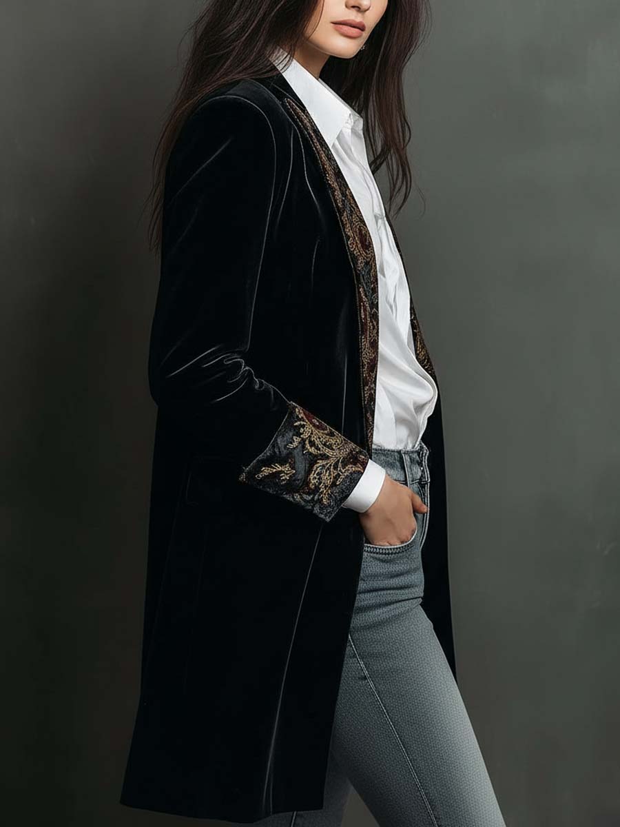 Erminia | Blazer Slim Fit Nero con Stampa Barocca