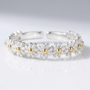 Anello Gardenia Regolabile