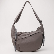 Claire Borsa a Spalla