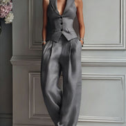 Completo Minimal Chic con Bottoni