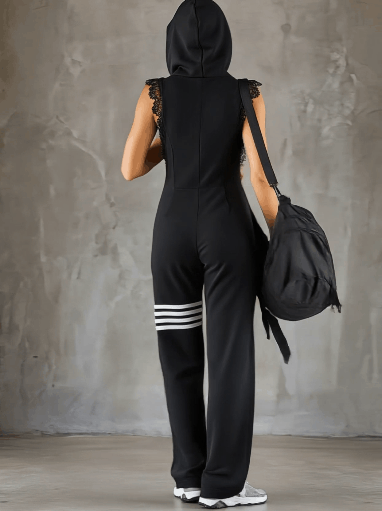 Zara Flow | Tuta sportiva retrò con cappuccio e righe
